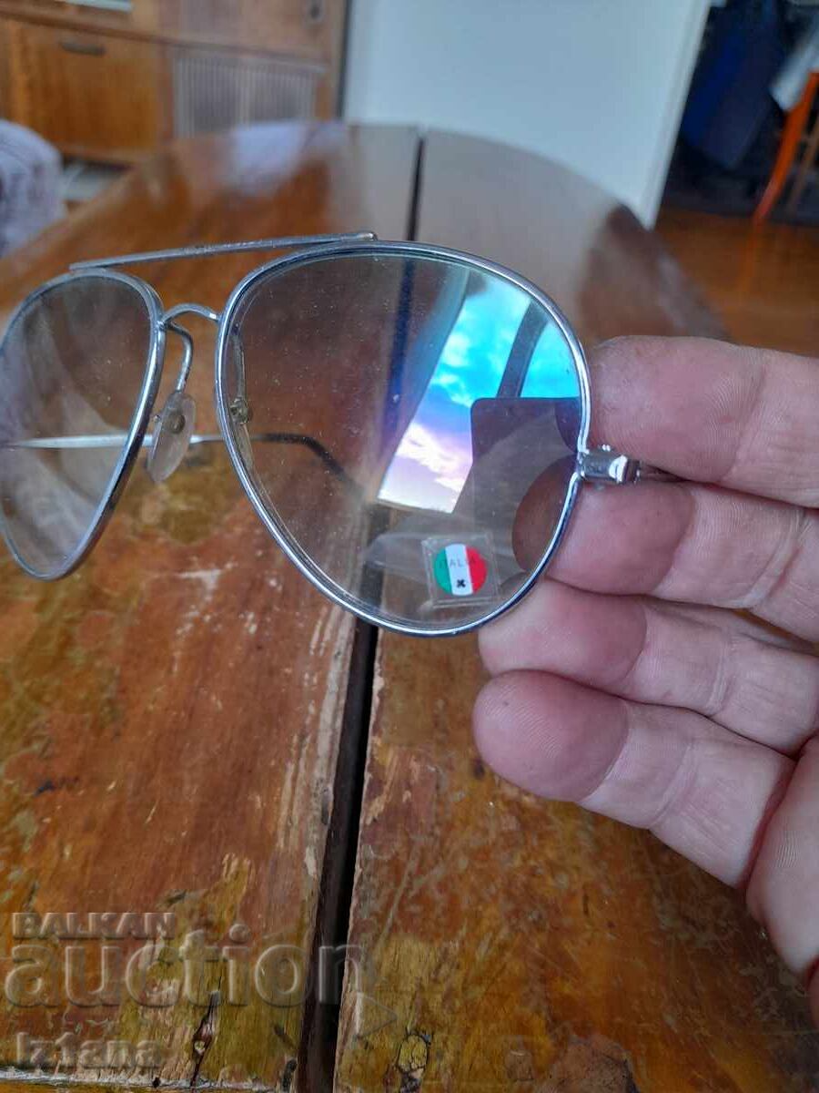 Old Italia Sunglasses with price 65.00 BGN | € 33.23