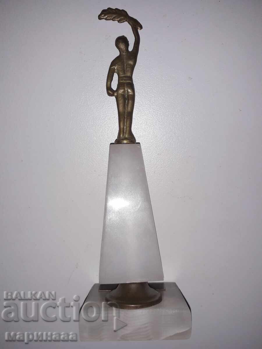 CUP. AWARD. BRASS, ONYX - 5