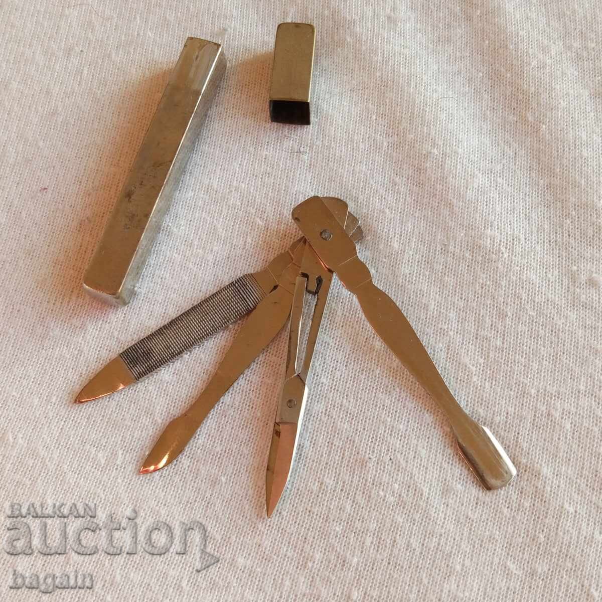 Licitație Omega, unealtă Licitație Omega, unealtă