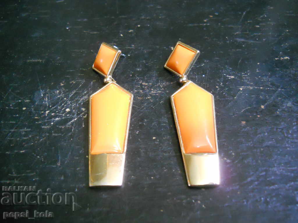 Antique Earrings with price 6.00 BGN | € 3.07