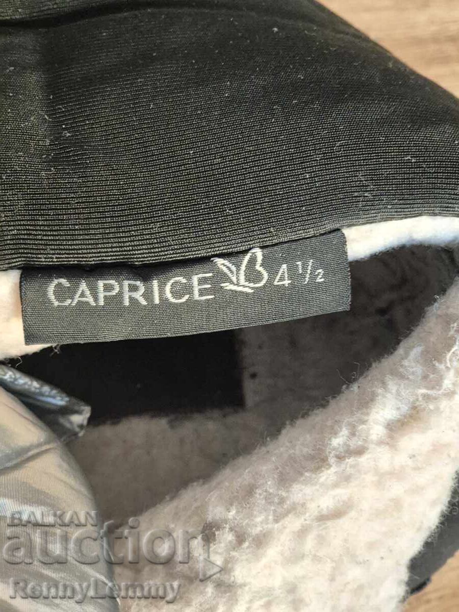 Ghete de zăpadă Caprice, piele naturală, 37.5 nr cu preț 25.00 BGN | € 12.78 Ghete de zăpadă Caprice, piele naturală, 37.5 nr cu preț 25.00 BGN | € 12.78