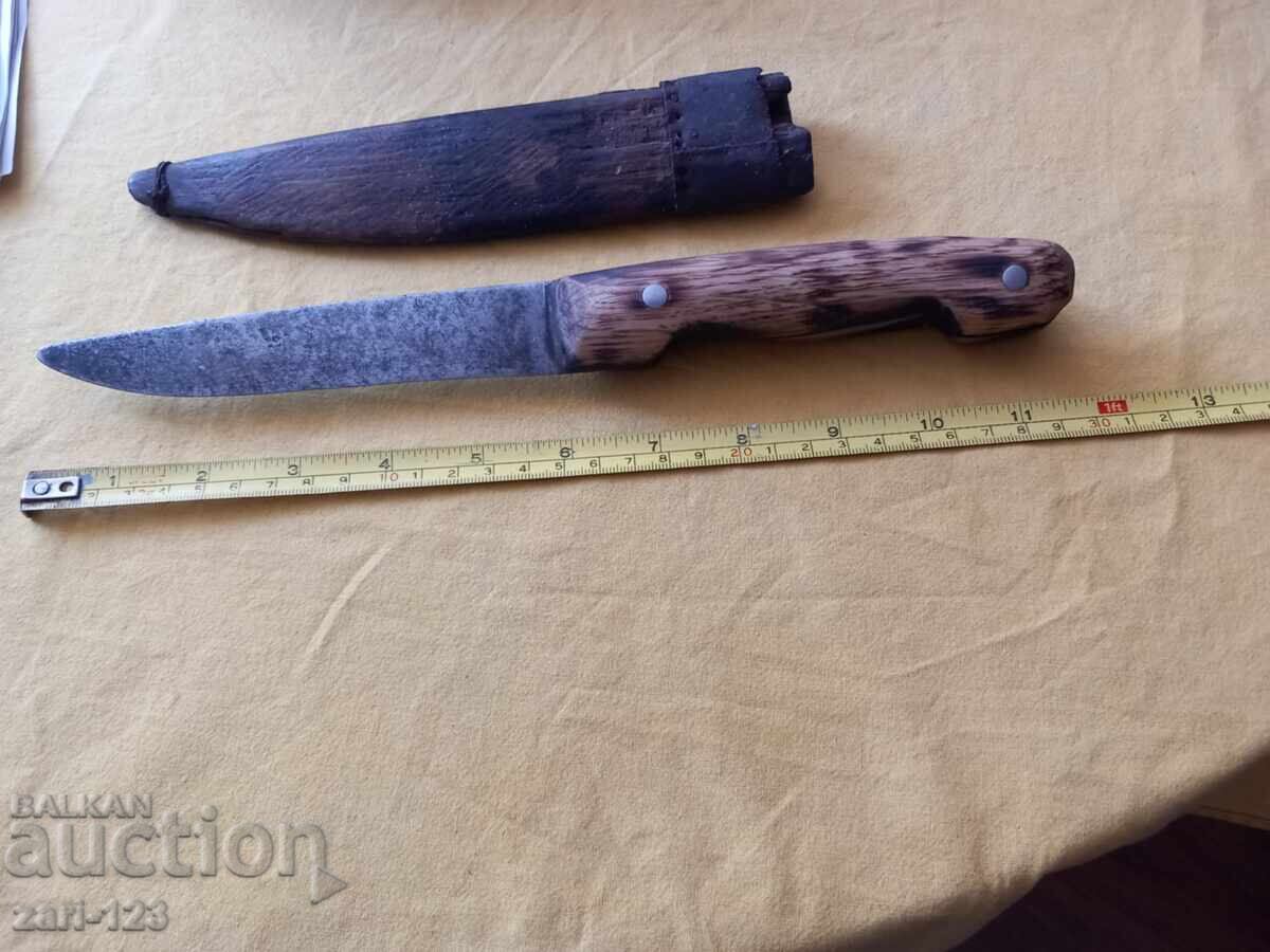 Доставка на Стар нож дървена кания