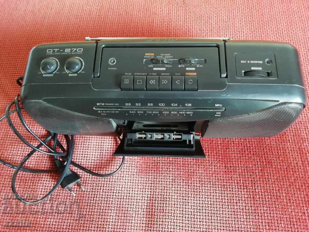 Auction  Sharp QT-270 radio cassette player