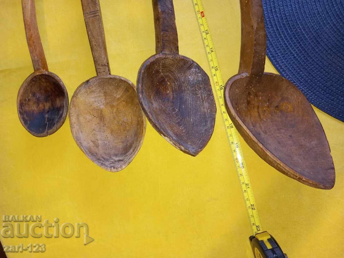 Стари дървени лъжици /поварийки/ с цена 25.00 лв. | € 12.78