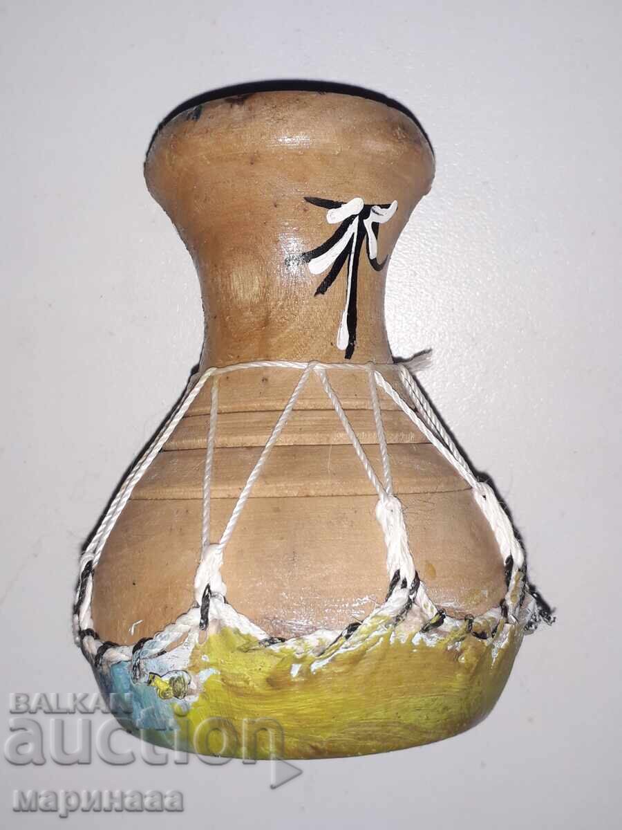 Delivery of STAR SOUVENIR. WOOD, LEATHER. TUNIS Delivery of STAR SOUVENIR. WOOD, LEATHER. TUNIS