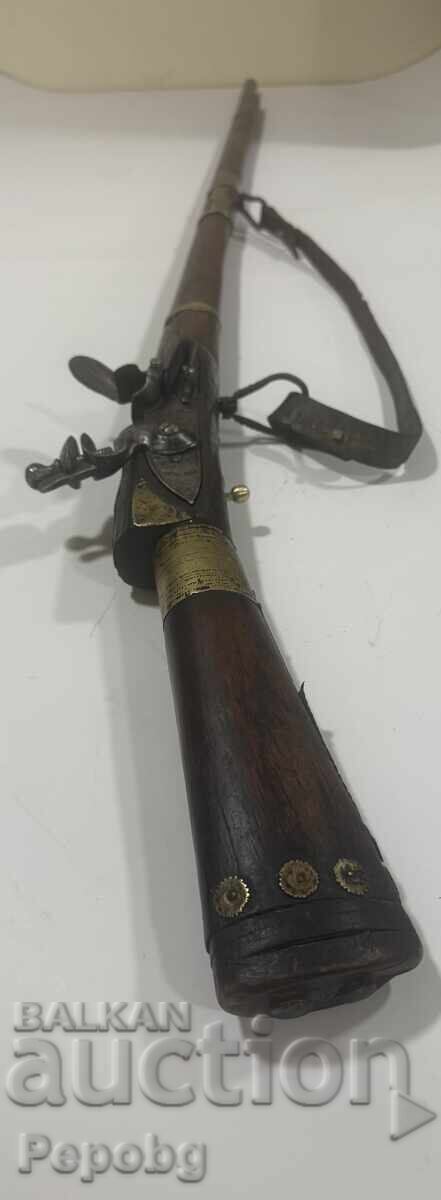 Old flintlock rifle - 7