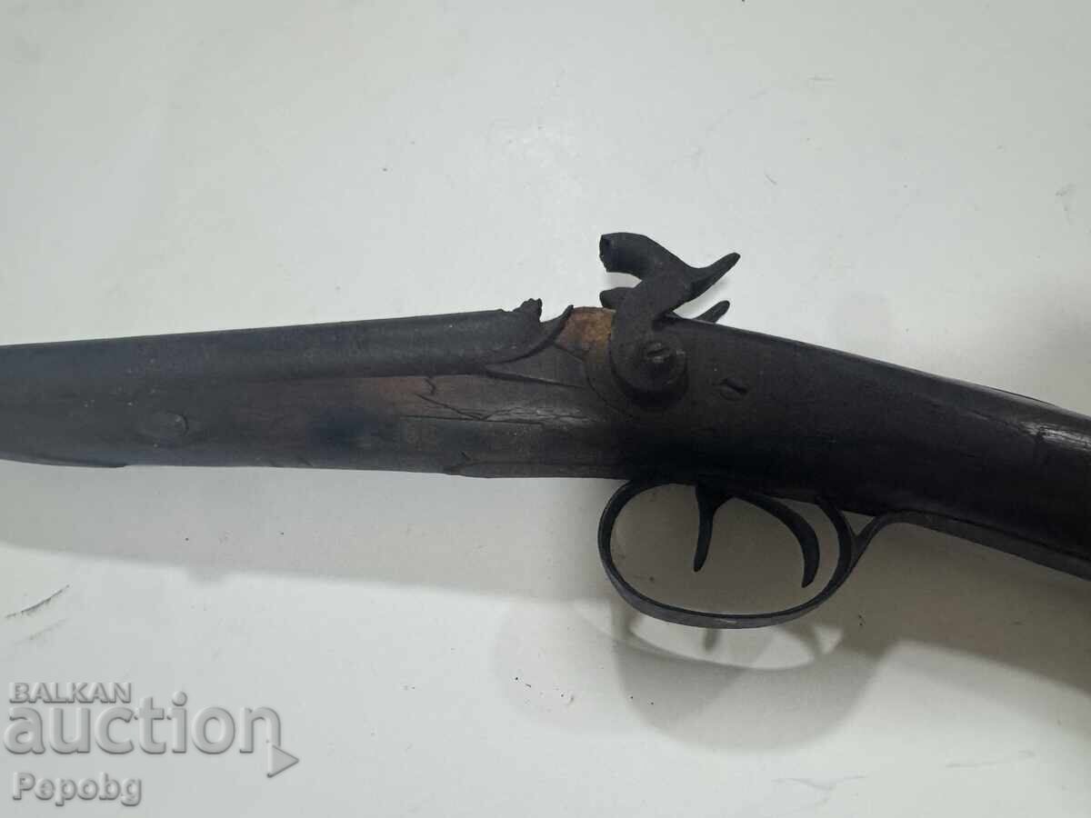 Delivery of Old capsule rifle