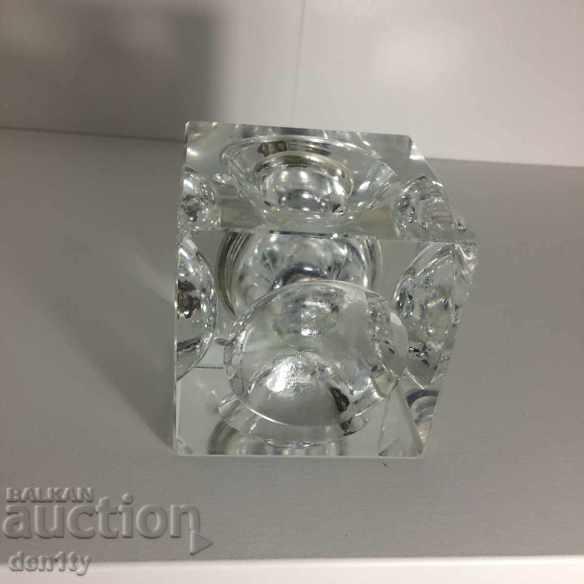 Παράδοση Επιτραπέζιος αναπτήρας, τριμμένο κρύσταλλο μπιναλίτ Παράδοση Επιτραπέζιος αναπτήρας, τριμμένο κρύσταλλο μπιναλίτ