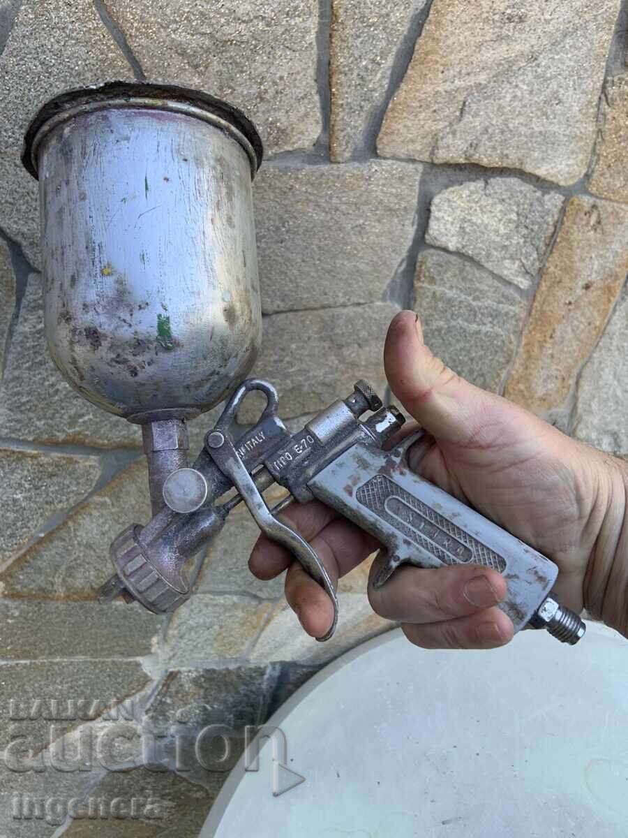 PISTOL DE VOPSIT MARCA VECHE, FUNCȚIONAL