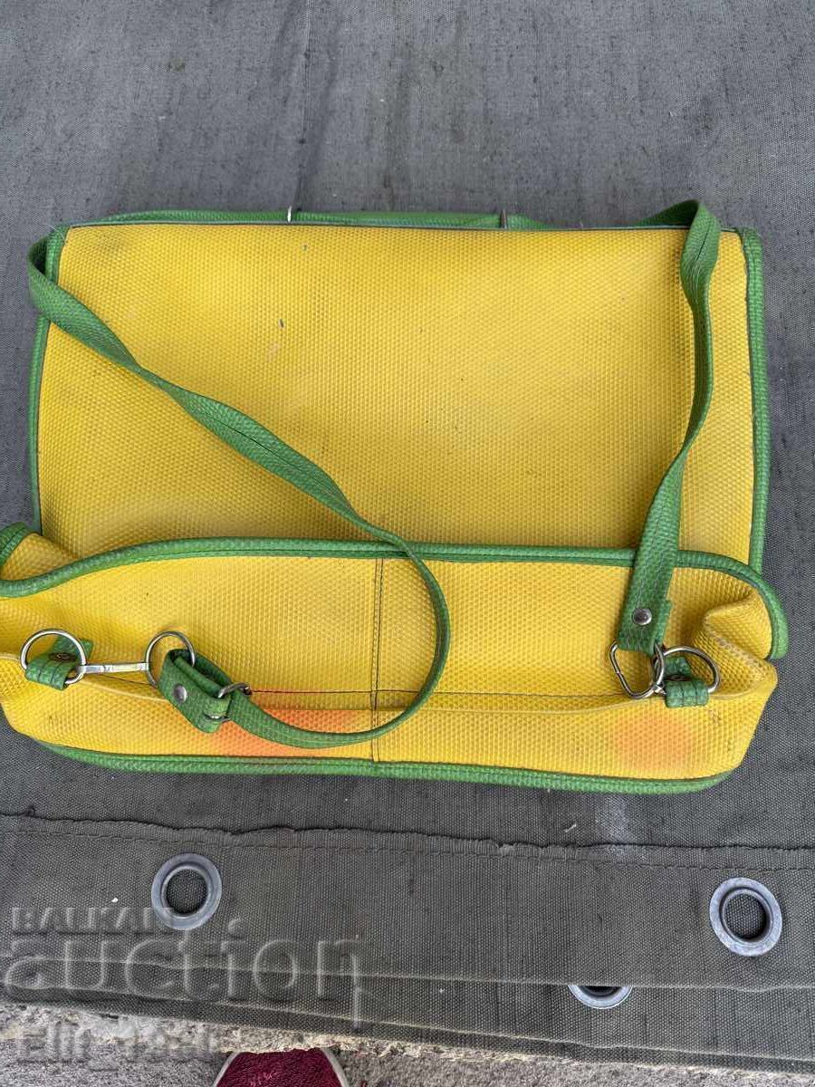 School bag from the socialist era with price € 15.00 | 29.34 BGN