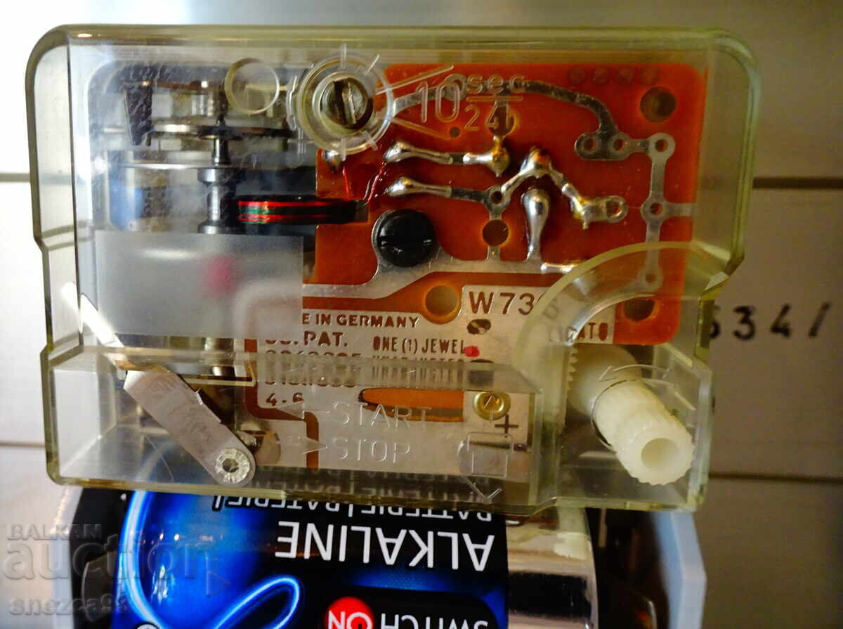 Delivery of German Dugena Desk Clock with Ruby Delivery of German Dugena Desk Clock with Ruby