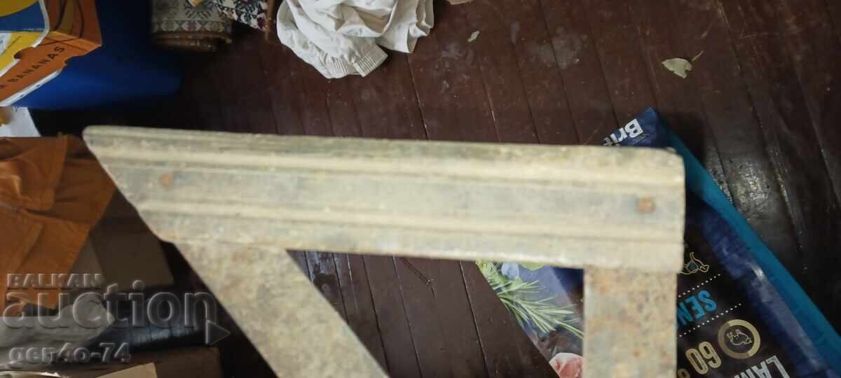 Delivery of Right upper corner