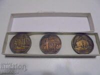 №*8273 Set jubiliar de plachete „Orașele Sfinte” – 2000 a