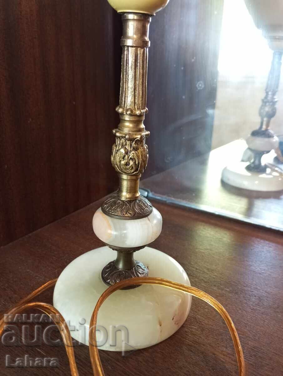 Delivery of Night, table lamp made of onyx and bronze Delivery of Night, table lamp made of onyx and bronze