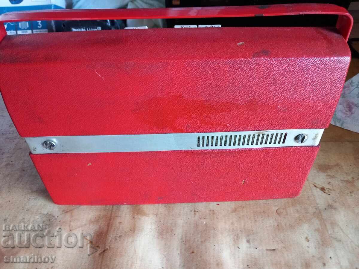 Auction Old Aristona radio Auction Old Aristona radio