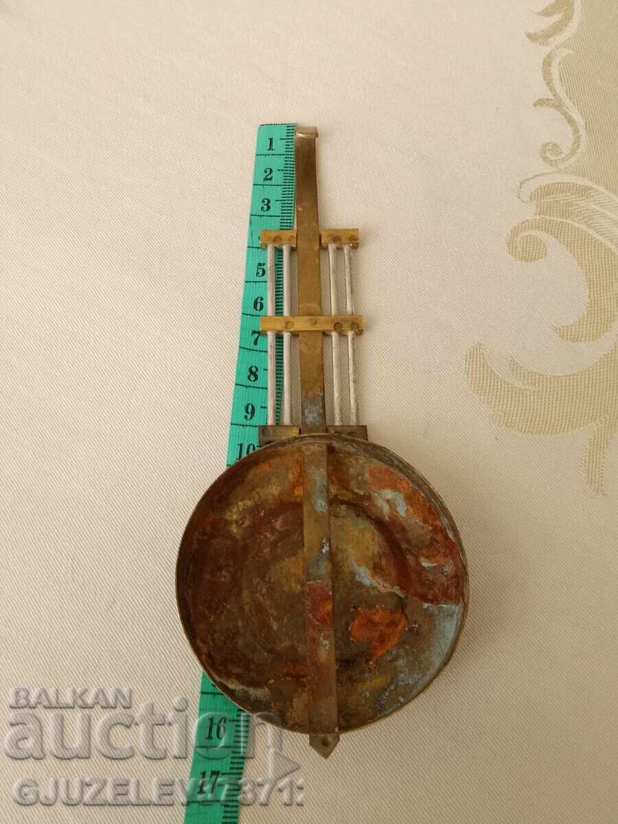 Παλιό εκκρεμές για ρολόι τοίχου με τιμή 25.00 BGN | € 12.78 Παλιό εκκρεμές για ρολόι τοίχου με τιμή 25.00 BGN | € 12.78