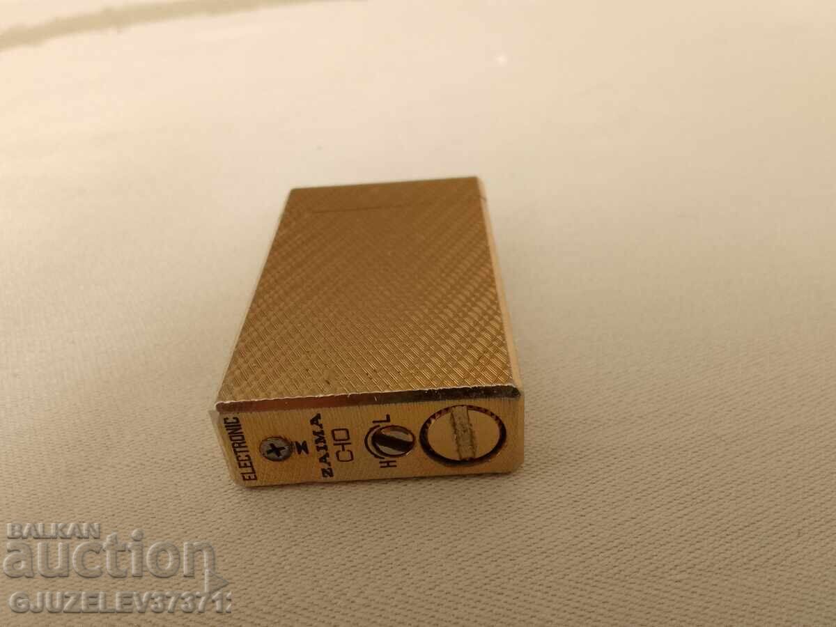 Auction  Vintage Gold Plated Gas Lighter Zaima Japan