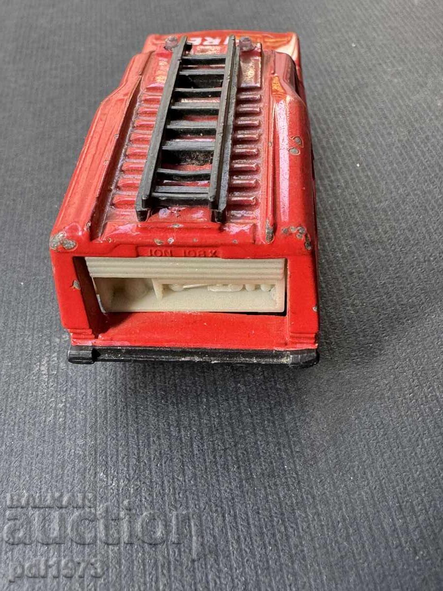 Matchbox Bulgaria Carmichael Commando 1:75 - 6 Matchbox Bulgaria Carmichael Commando 1:75 - 6