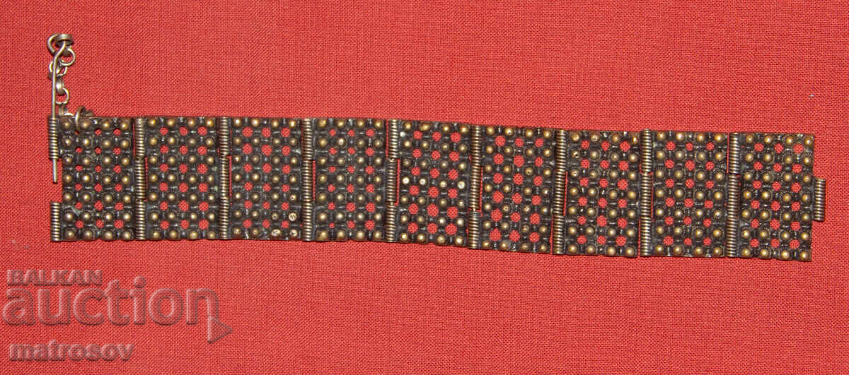 Old traditional silver bracelet jewelry Old traditional silver bracelet jewelry