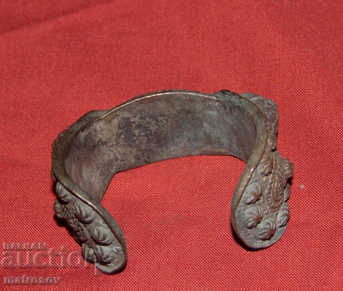 Old traditional bronze bracelet jewelry slingshot - 5