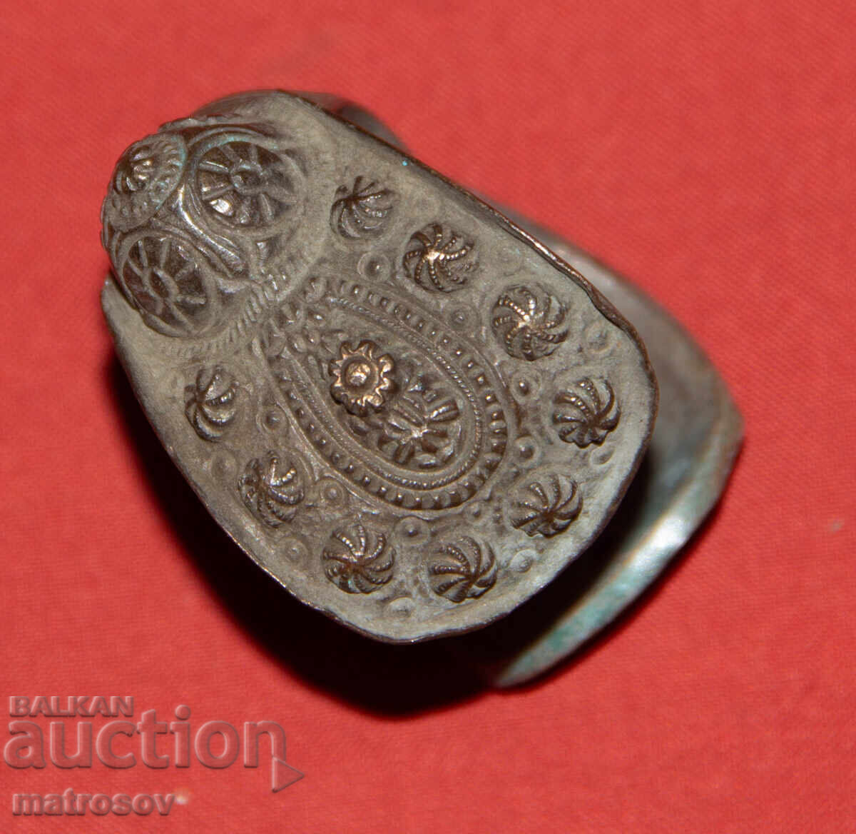 Old traditional bronze bracelet jewelry slingshot - 6