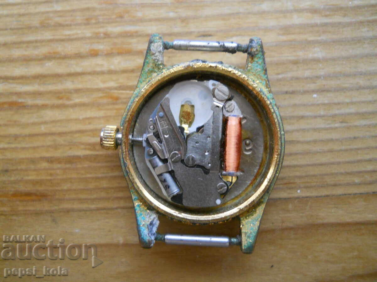 Ceas de damă cu cuarț "Regal" cu preț € 0.50 | 0.98 BGN