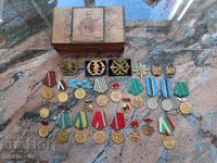 Παλιά παράσημα, μετάλλια, στρατιωτικές διακρίσεις από τη ΣΟΣΑ