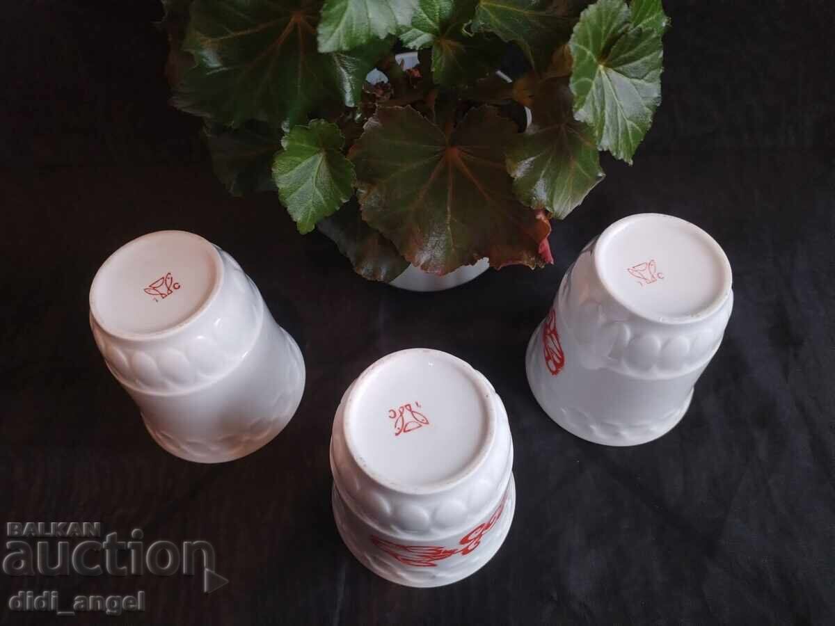 Παράδοση Σετ από τρία σοβιετικά φλιτζάνια