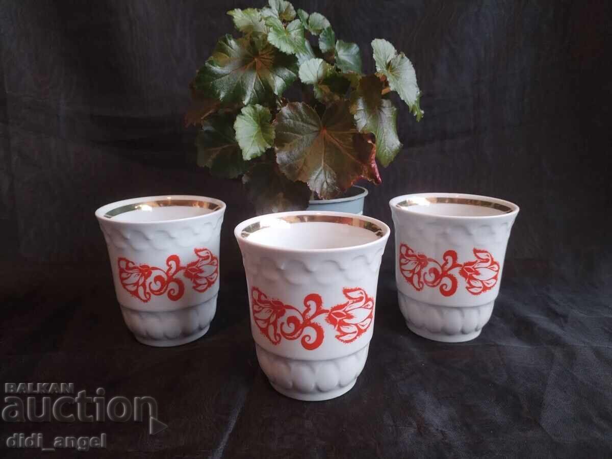 Комплект от три съветски чаши