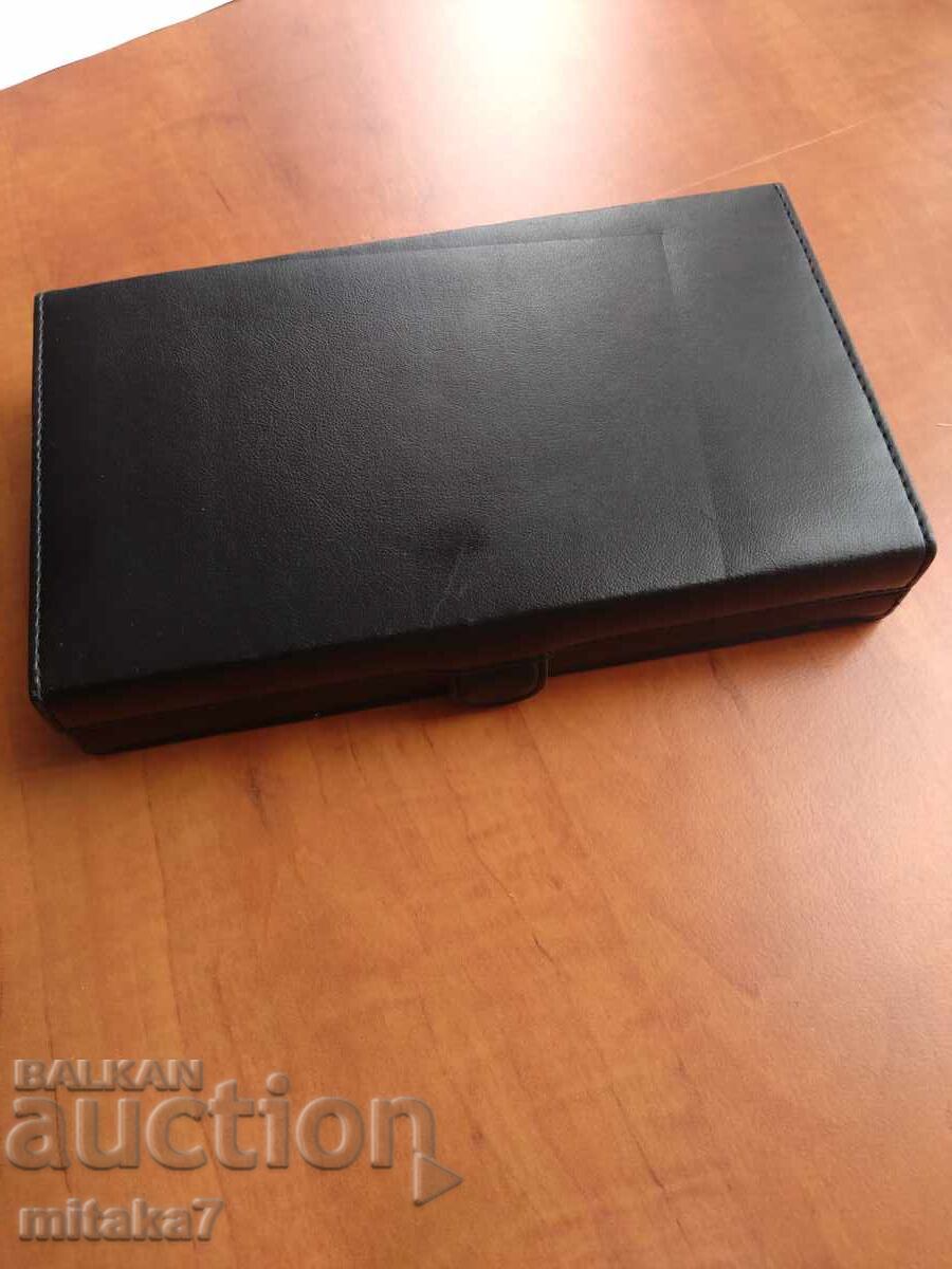 Аукцион Сет банкнота и две монети, САЩ