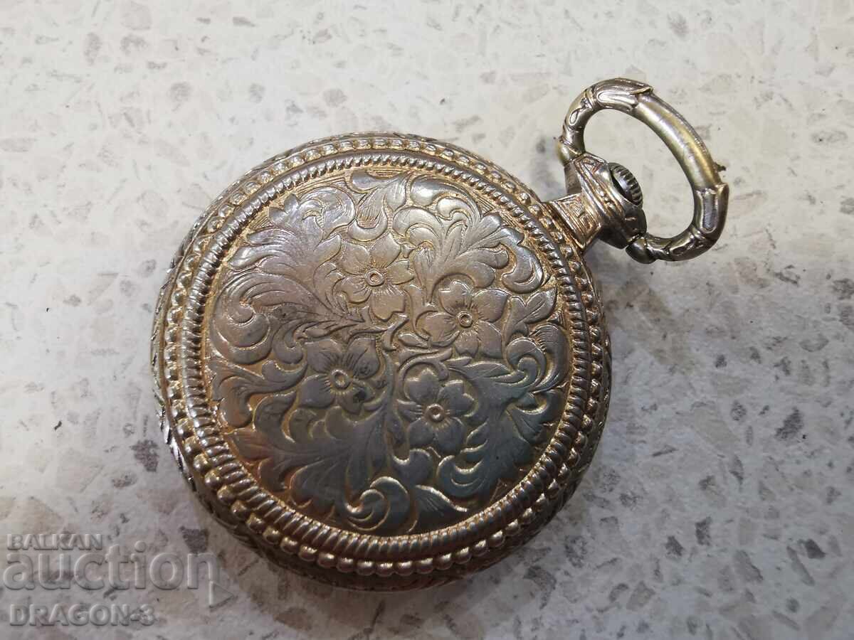 Δημοπρασία Ασημένιο Αυτόματο Δημοπρασία Ασημένιο Αυτόματο