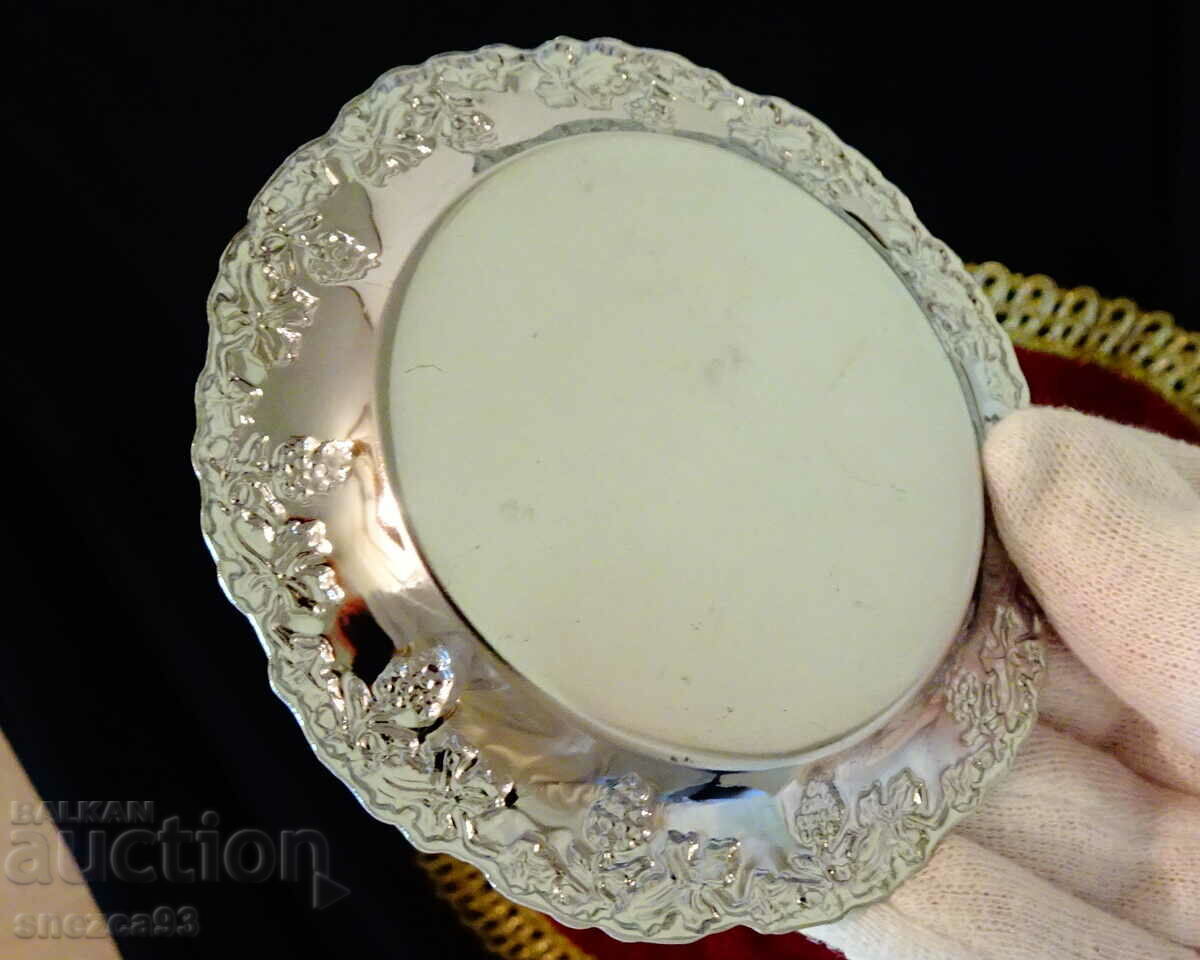 Silver-plated plate, embossed grapes. with price 7.00 BGN | € 3.58