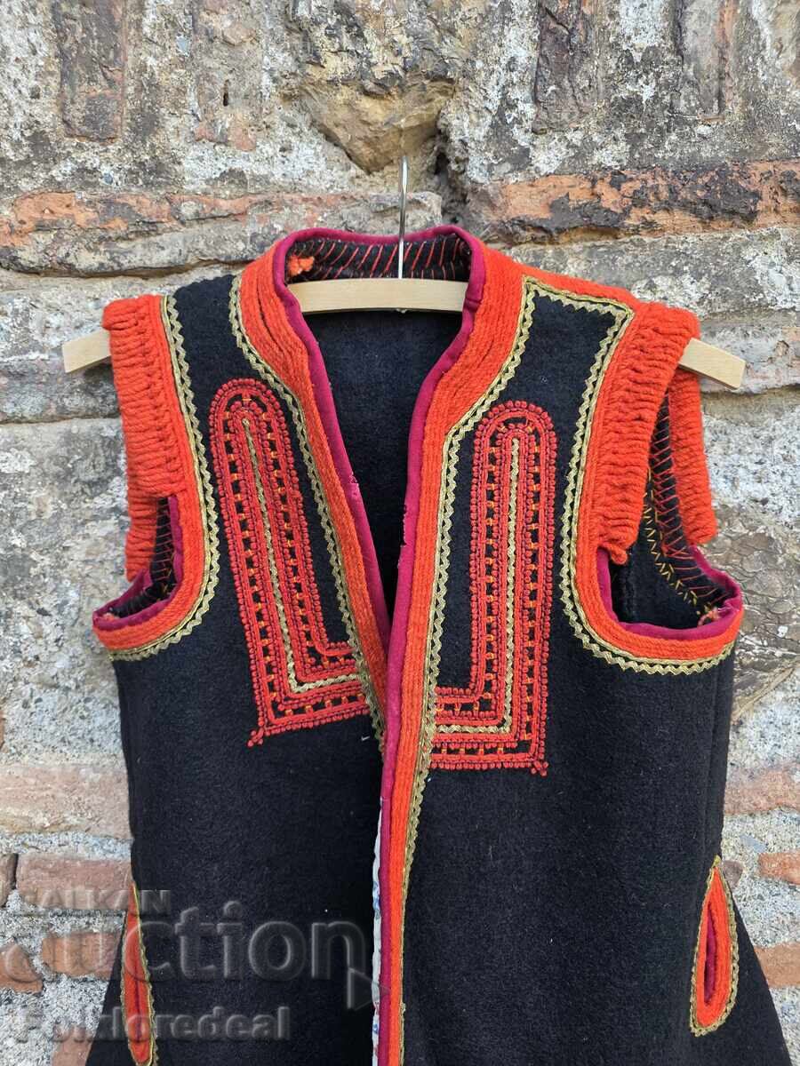 Μαριόβσκι γιλέκο - γούνινο, 19ος αιώνας, μουσειακό έκθεμα με τιμή 1000.00 BGN | € 511.29