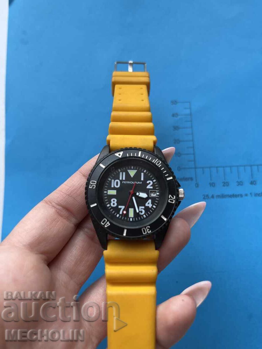 JAPANESE WATCH 3 - 7 JAPANESE WATCH 3 - 7