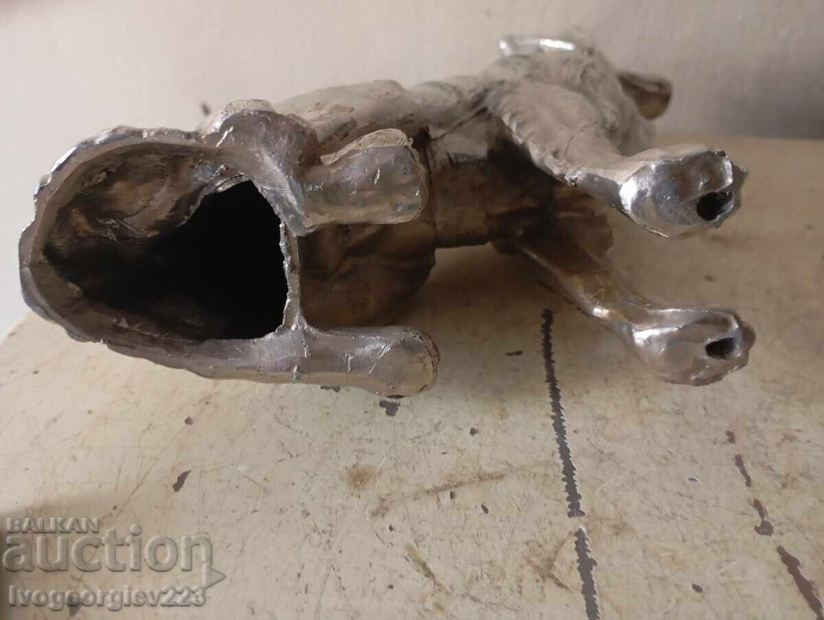 Статуетка - куче - 6 Статуетка - куче - 6