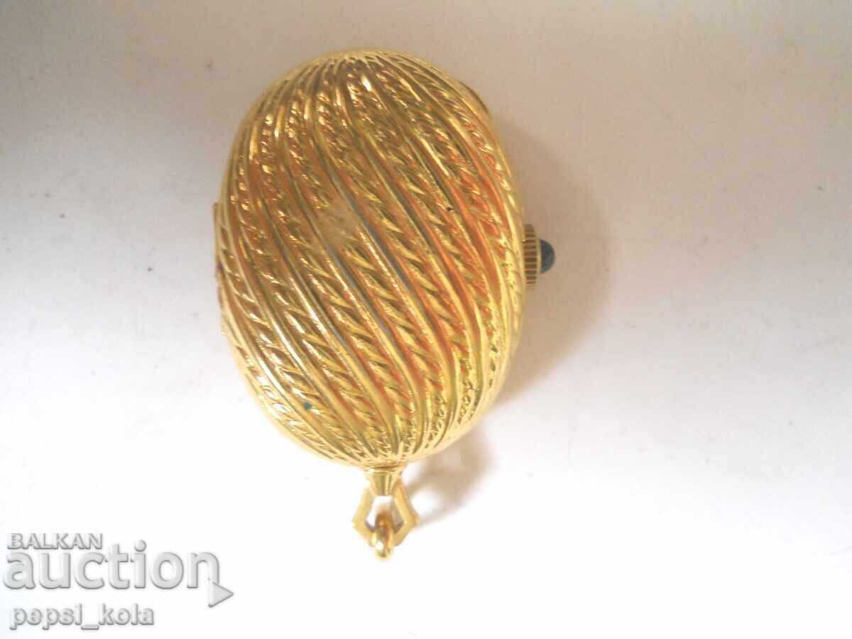 Delivery of Women's pendant watch "Royal" - Switzerland Delivery of Women's pendant watch "Royal" - Switzerland