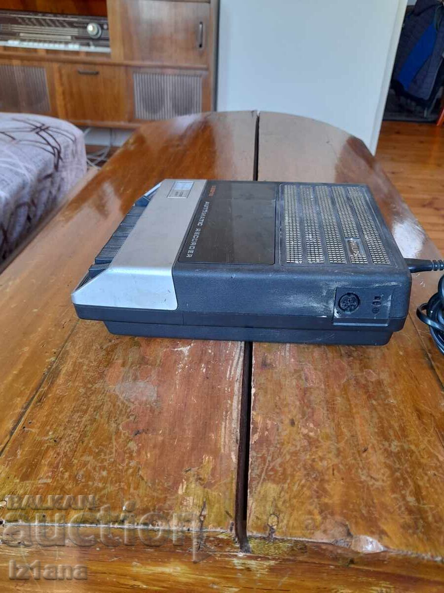 Παλιό κασετόφωνο Philips N2218 - 5 Παλιό κασετόφωνο Philips N2218 - 5