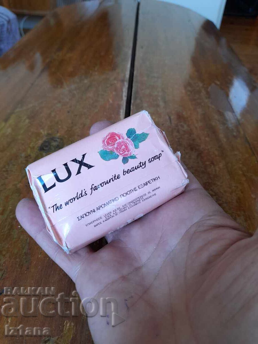 Auction  Old Lux soap