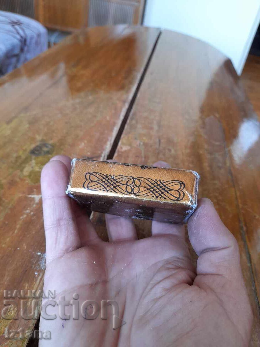 Παλιό Σαπούνι Καπνού με τιμή 27.00 BGN | € 13.80