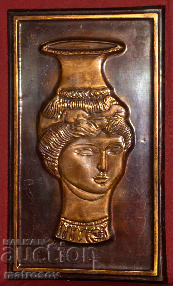 Μετάλλιο μέλι, ανάγλυφο, βάζο με γυναικείο πρόσωπο με τιμή 110.00 BGN | € 56.24