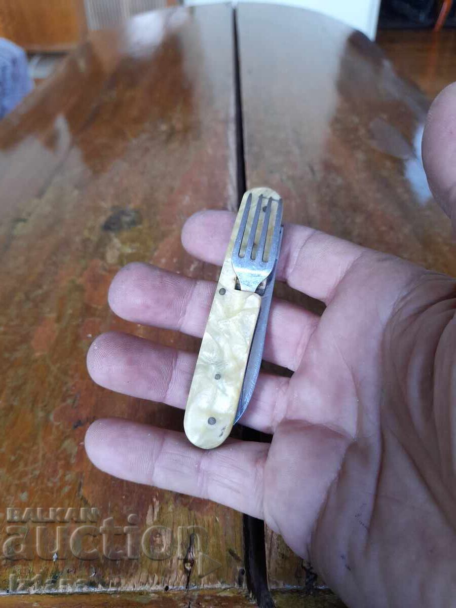 Cuțit de buzunar vechi, lamă, lamă cu preț 48.00 BGN | € 24.54 Cuțit de buzunar vechi, lamă, lamă cu preț 48.00 BGN | € 24.54