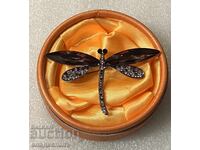 Nouă broșă Fluture cu cutie