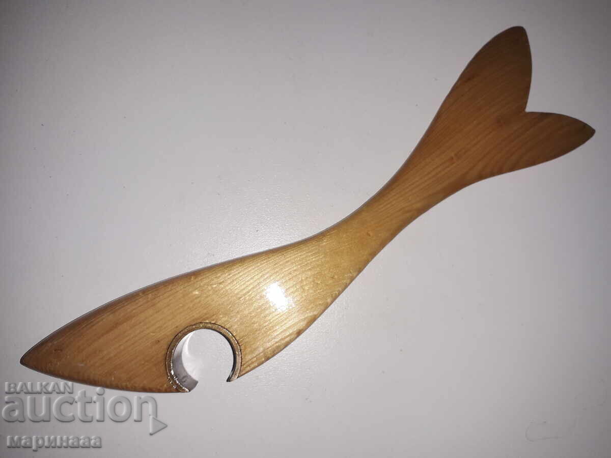 VECHI DESCHIZĂTOR DE STICLE. LEMN