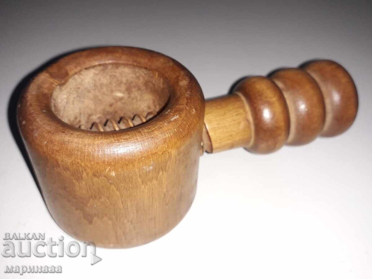 Delivery of OLD NUTCRACKER. WOOD