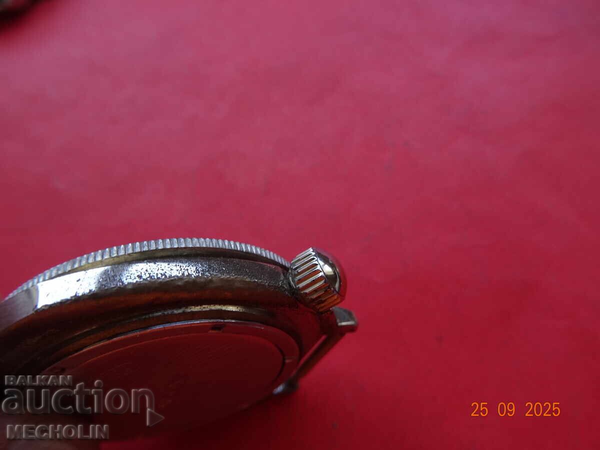 Delivery of Russian COLLECTOR'S WATCH Komandirskie VOSTOK 1