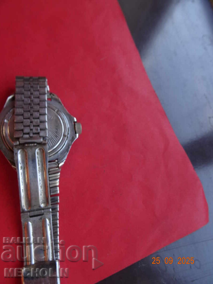 Delivery of Russian COLLECTOR'S WATCH Komandirskie VOSTOK 2 Delivery of Russian COLLECTOR'S WATCH Komandirskie VOSTOK 2