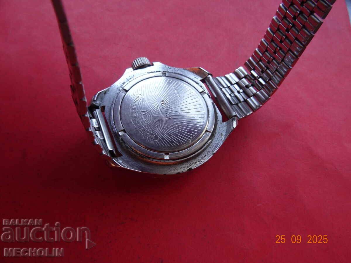 Russian COLLECTOR'S WATCH Komandirskie VOSTOK 2 - 5 Russian COLLECTOR'S WATCH Komandirskie VOSTOK 2 - 5