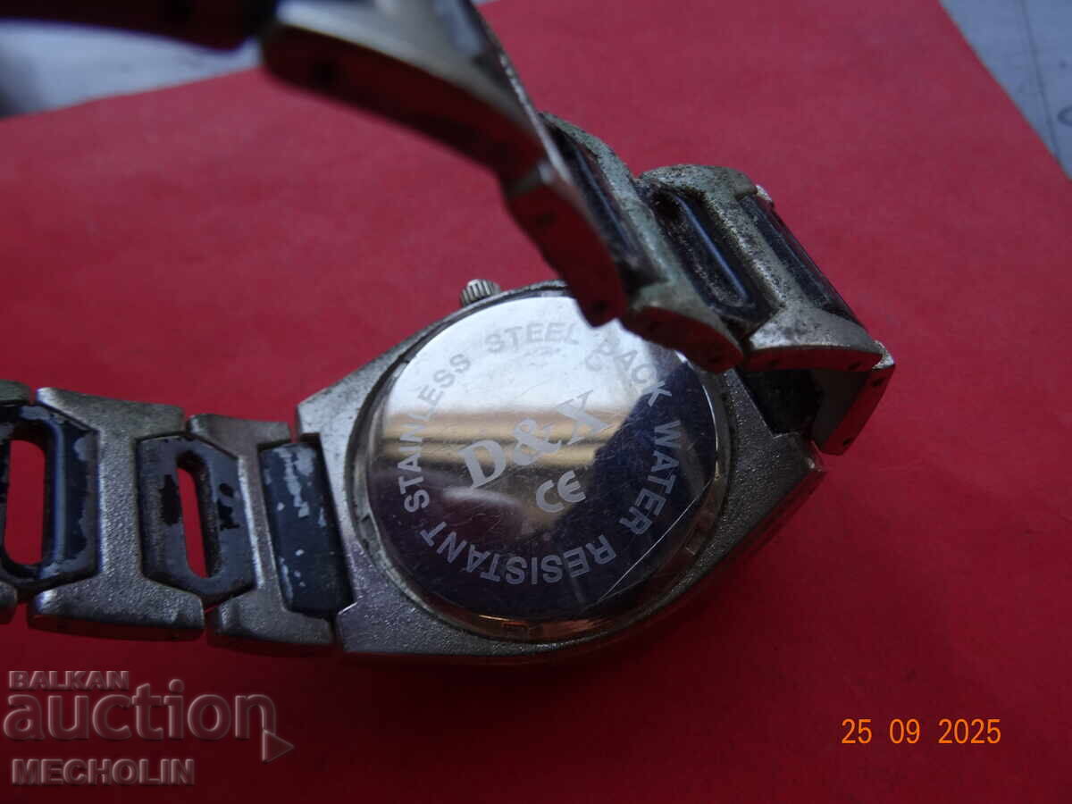 Delivery of COLLECTOR'S WATCH 22