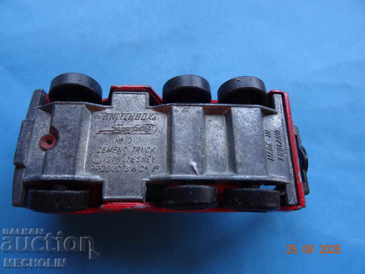 колекционерскА АНГЛИЙСКА МЕТАЛНА КОЛИЧКА MATCHBOX - 5 колекционерскА АНГЛИЙСКА МЕТАЛНА КОЛИЧКА MATCHBOX - 5