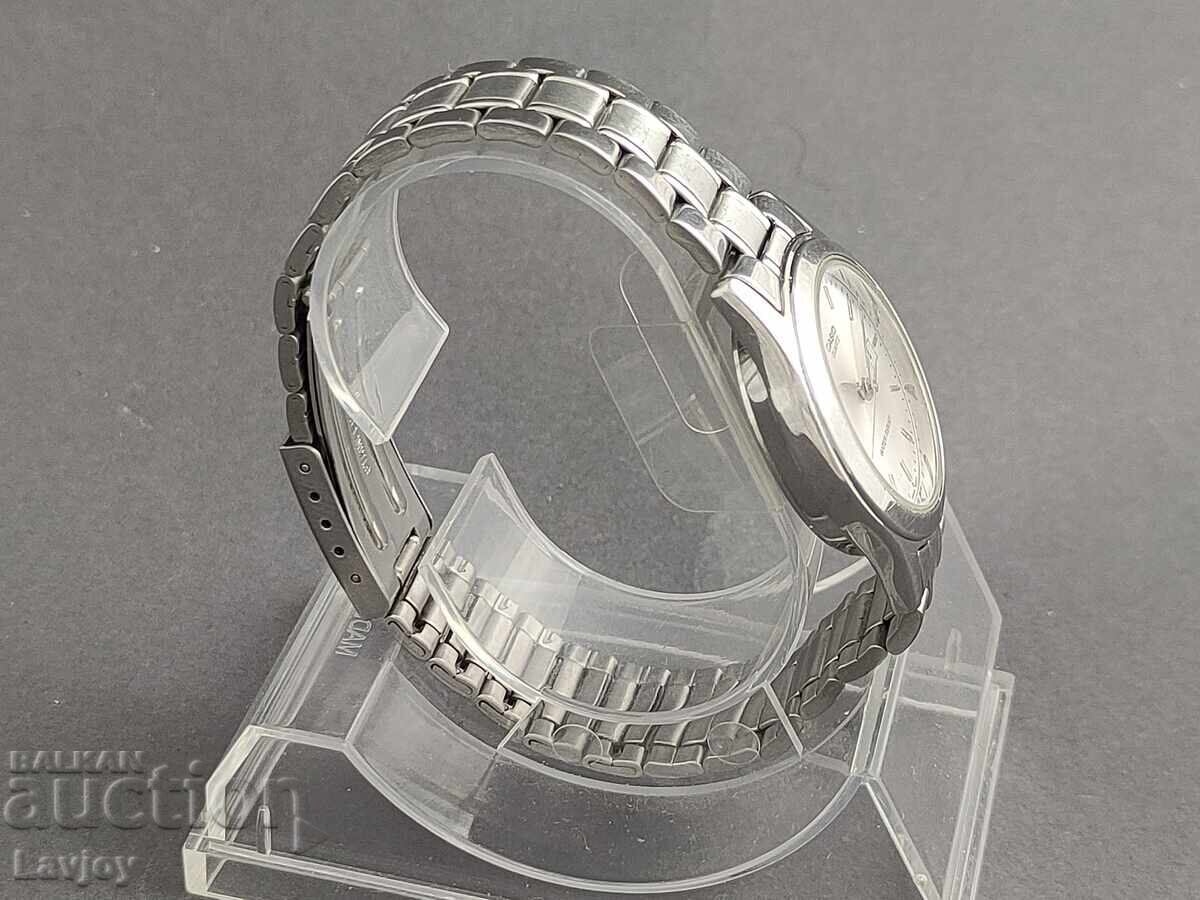 Auction Casio Quartz 1331 Auction Casio Quartz 1331